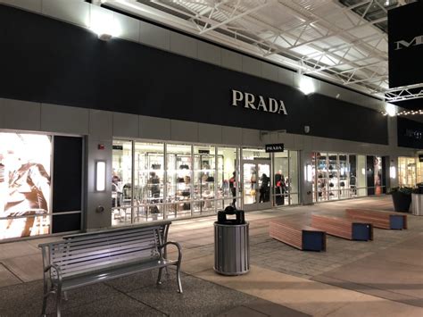 prada toronto premium outlet.